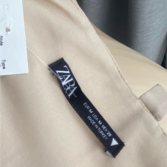 Zara Medium metallic gold structure crop top - loose strap - Picture 12 of 13